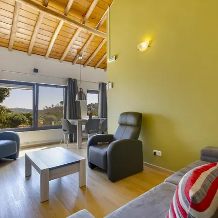 Apartment Detached House In Beautiful Quinta - Qa01 Lagos