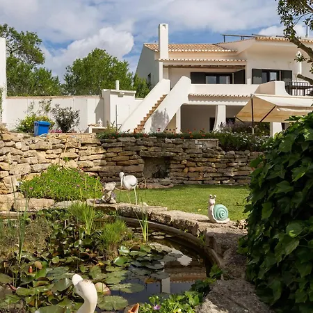 Detached House In Beautiful Quinta - Qa01